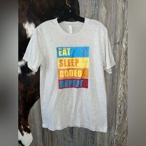 Bella canvas size medium short sleeve rodeo graphic tshirt